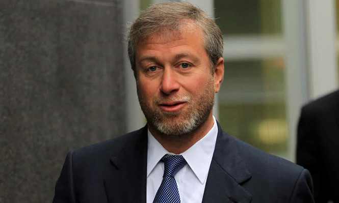 Tỉ phú Abramovich có nguy cơ không thể tiếp tục làm chủ CLB Chelsea