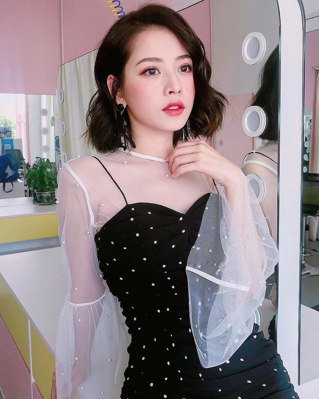 Hàng loạt hot girl Việt đang quay lại với tóc bob, chứng tỏ kiểu tóc quen thuộc này sẽ còn hot dài dài