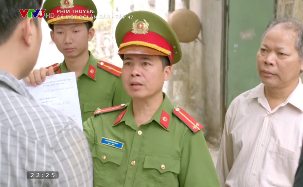 Cả Một Đời Ân Oán tập 47: Bình bị công an bắt, Dung gặp tai nạn kinh hoàng Cả Một Đời Ân Oán tập 47: Bình bị công an bắt, Dung gặp tai nạn kinh hoàng
