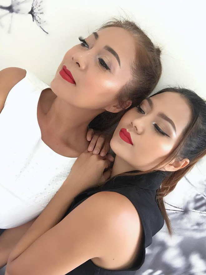 Khoe hình giống mẹ chồng như con đẻ, nàng dâu choáng váng khi bị kẻ khác ăn cắp ảnh để câu like Khoe hình giống mẹ chồng như con đẻ, nàng dâu choáng váng khi bị kẻ khác ăn cắp ảnh để câu like