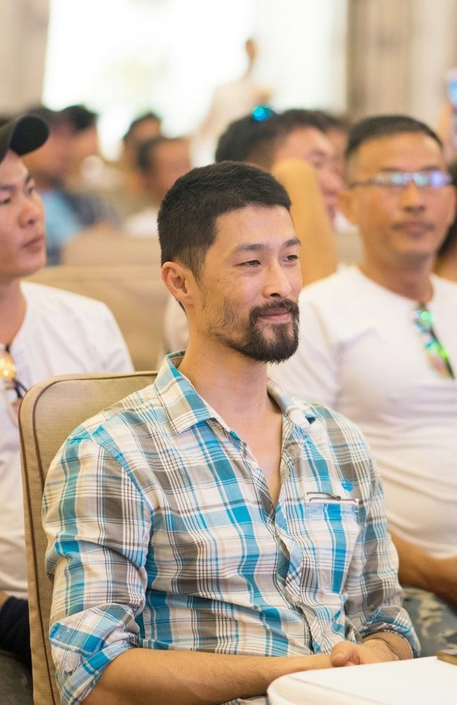 Lý do bất ngờ khiến vẻ điển trai của Johnny Trí Nguyễn xuống dốc