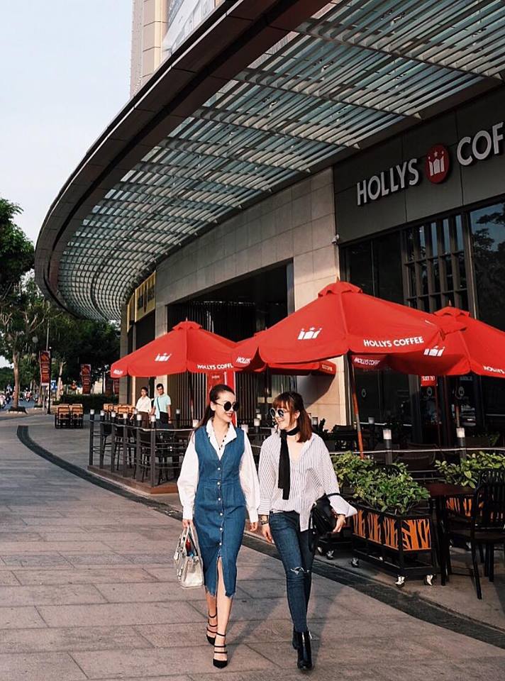 Sơ mi tay chuông - Sự lựa chọn cho các cô nàng mê thời trang Sơ mi tay chuông - Sự lựa chọn cho các cô nàng mê thời trang