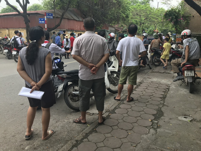 Vụ thai phụ sinh con ở hiện trường tai nạn: Cả ba mẹ con tử vong, chồng liên tục khóc ngất