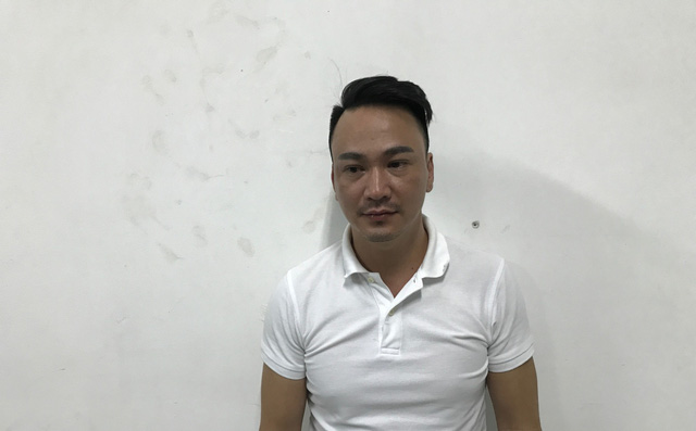 Bắt tú ông điều nhân viên quán bar đi bán dâm với giá 4 triệu đồng/lượt