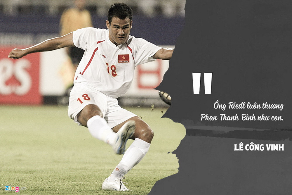 HLV Alfred Riedl phản bác thông tin trong tự truyện Công Vinh
