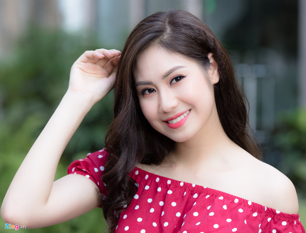 Hoa khôi Nhạc viện 10X: Không có nhu cầu vào showbiz, yêu đại gia