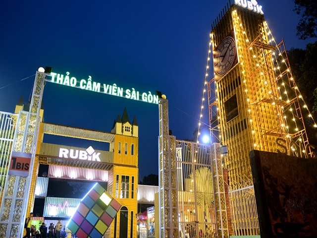 Đua nhau xẻ thịt công viên TP.HCM làm khu vui chơi, nhà hàng