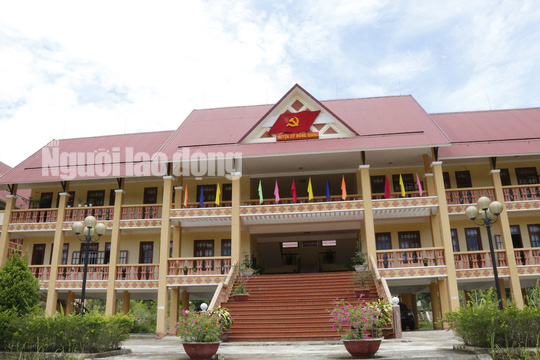 Sẽ sắp xếp lại nhân sự việc chủ tịch huyện có anh vợ là phó bí thư