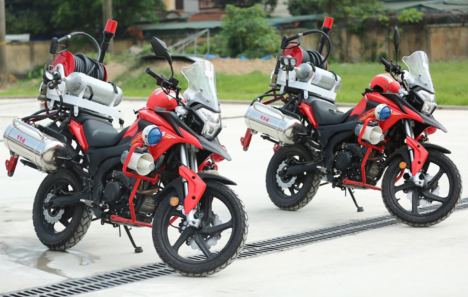 Dàn môtô đặc chủng của cảnh sát chữa cháy Việt Nam
