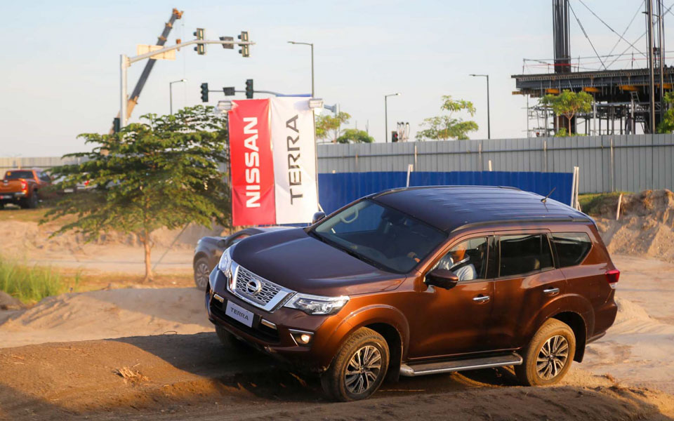 So sánh công suất động cơ dầu của: Nissan Terra, Chevrolet Trailblazer và Toyota Fortuner So sánh công suất động cơ dầu của: Nissan Terra, Chevrolet Trailblazer và Toyota Fortuner