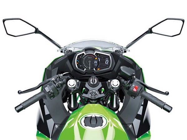 Soi chi tiết Kawasaki Ninja 250 2018 có giá 133 triệu đồng tại Việt Nam Soi chi tiết Kawasaki Ninja 250 2018 có giá 133 triệu đồng tại Việt Nam