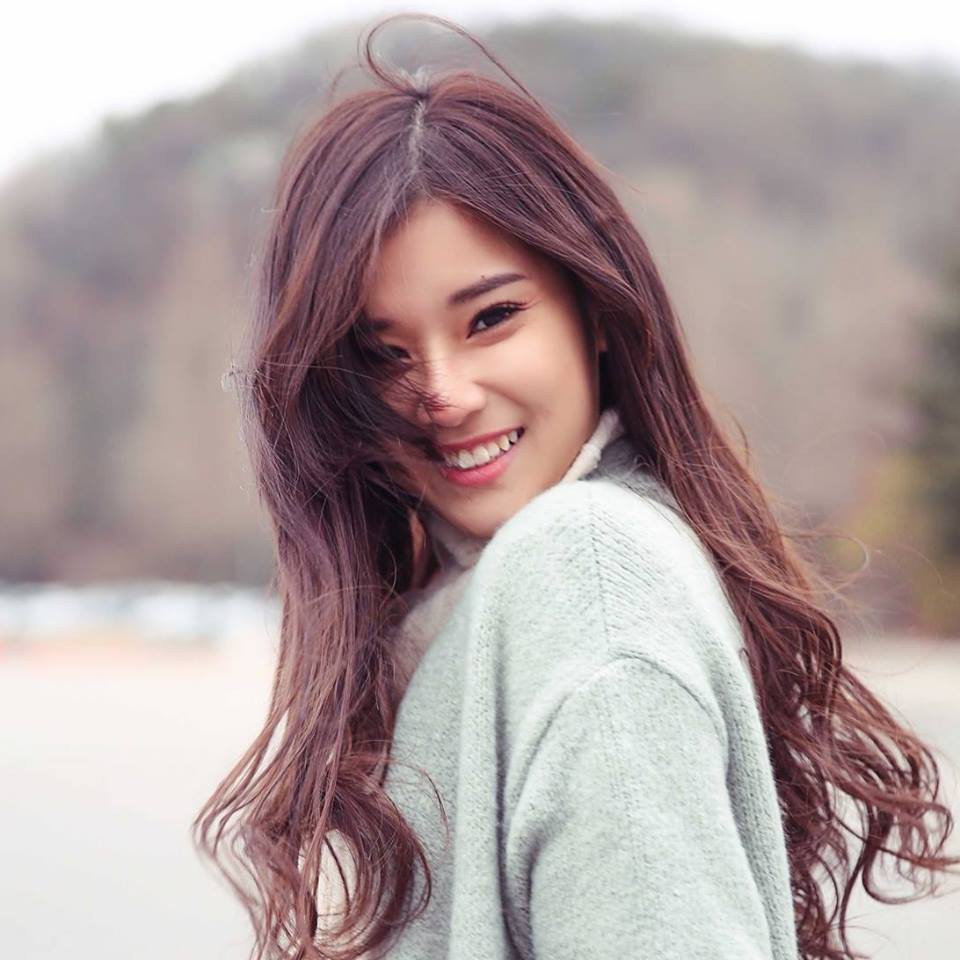 Fanboy kiên nhẫn nhắn tin cho Hoàng Yến Chibi suốt 5 năm và cái kết bất ngờ