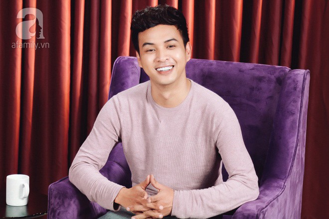 Hồ Quang Hiếu livestream hỏi chất làm trắng, đây là câu trả lời siêu bất ngờ của Bảo Anh