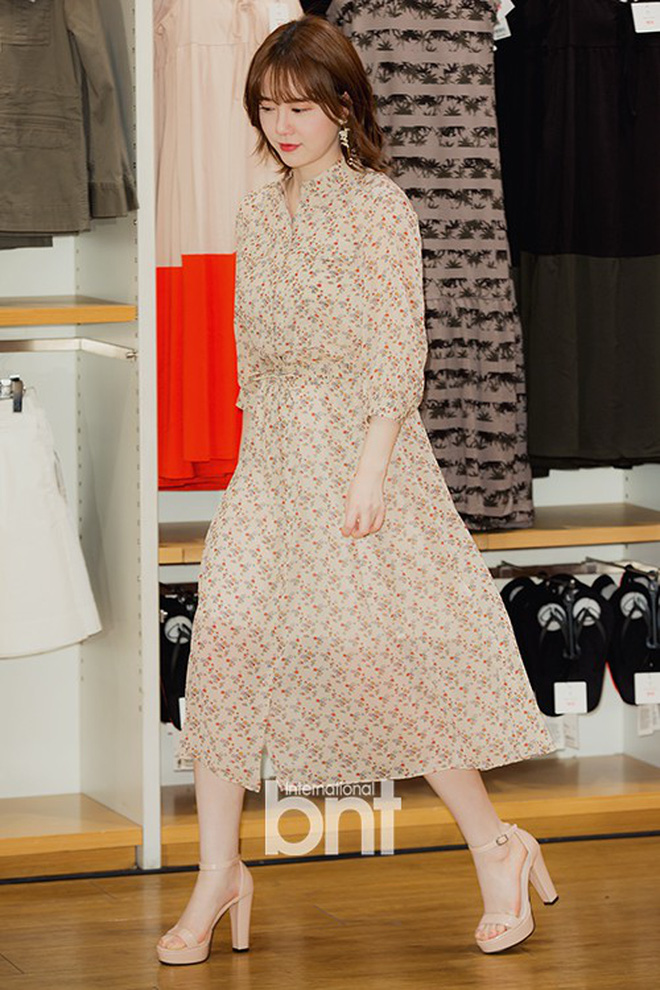 Vợ chồng Goo Hye Sun và Ahn Jae Hyun lần đầu cùng dự sự kiện: Gây sốt vì quá tình, không thể rời mắt khỏi nhau Vợ chồng Goo Hye Sun và Ahn Jae Hyun lần đầu cùng dự sự kiện: Gây sốt vì quá tình, không thể rời mắt khỏi nhau