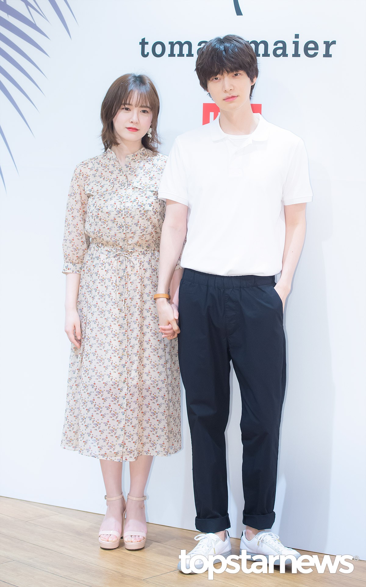 Vợ chồng Goo Hye Sun và Ahn Jae Hyun lần đầu cùng dự sự kiện: Gây sốt vì quá tình, không thể rời mắt khỏi nhau Vợ chồng Goo Hye Sun và Ahn Jae Hyun lần đầu cùng dự sự kiện: Gây sốt vì quá tình, không thể rời mắt khỏi nhau