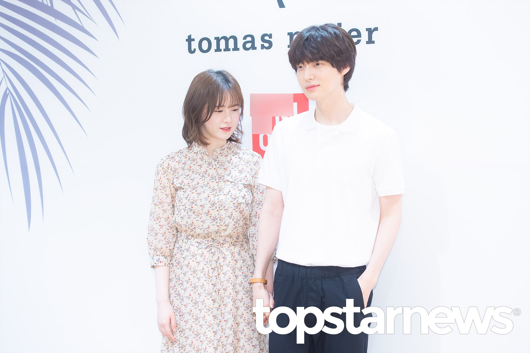 Vợ chồng Goo Hye Sun và Ahn Jae Hyun lần đầu cùng dự sự kiện: Gây sốt vì quá tình, không thể rời mắt khỏi nhau Vợ chồng Goo Hye Sun và Ahn Jae Hyun lần đầu cùng dự sự kiện: Gây sốt vì quá tình, không thể rời mắt khỏi nhau