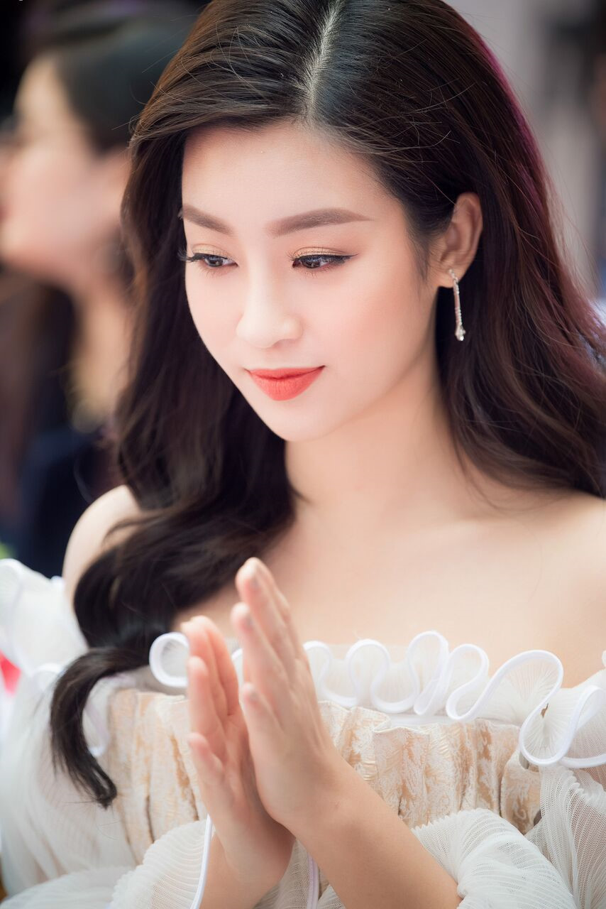 Đỗ Mỹ Linh chính thức trở thành giám khảo Hoa hậu Việt Nam 2018 Đỗ Mỹ Linh chính thức trở thành giám khảo Hoa hậu Việt Nam 2018