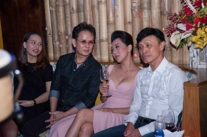 Chân dung vợ trẻ đẹp, kém 44 tuổi của nhạc sĩ Đức Huy