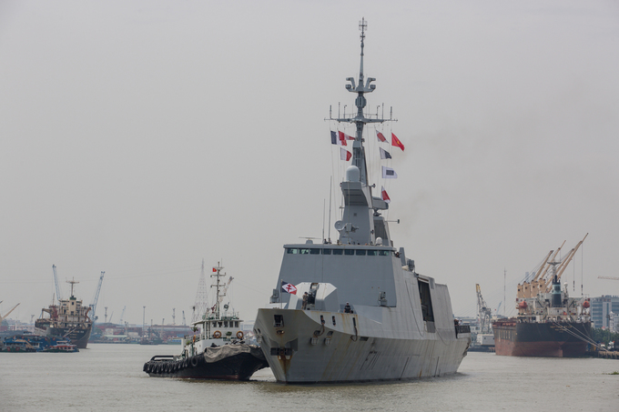 Bên trong tàu sân bay trực thăng Pháp neo đậu tại Bà Rịa - Vũng Tàu