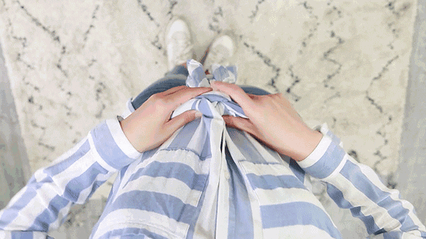 5 kiểu thắt nút áo giúp bạn thêm muối cho chiếc áo phông, áo sơ mi