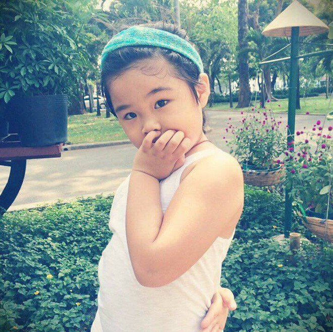 Bé gái 8 tuổi kể lại quá trình đi cùng một người bạn 10 tuổi ra khỏi CV Đầm Sen rồi lang thang ăn xin ở Sài Gòn