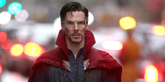 Dr. Strange Benedict Cumberbatch đánh bại 4 tên cướp trên đường phố