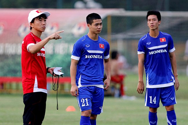 Đấu HAGL, HLV Miura hãy chứng tỏ bầu Đức đã sai...