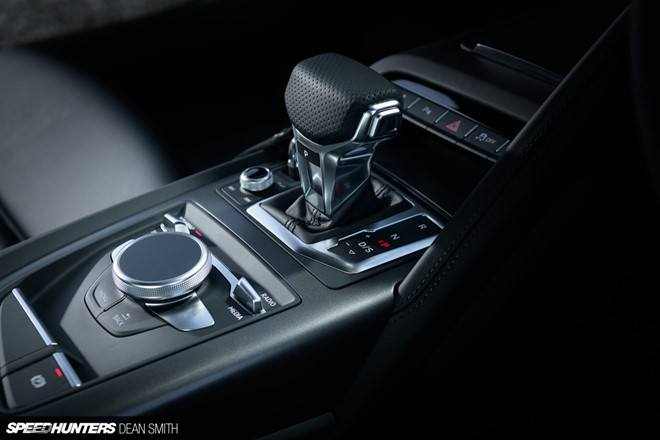 Đã đến lúc từ biệt số sàn trên xe hơi?