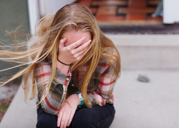 Tâm sự đẫm nước mắt của người vợ có chồng ngoại tình: Chồng tôi có gia đình thứ 2 chỉ cách tôi 5km