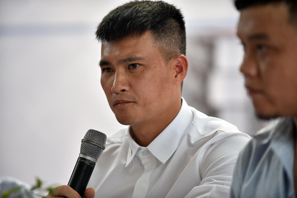 Công Vinh: Góc khuất làng bóng còn kinh khủng hơn, tôi chưa viết