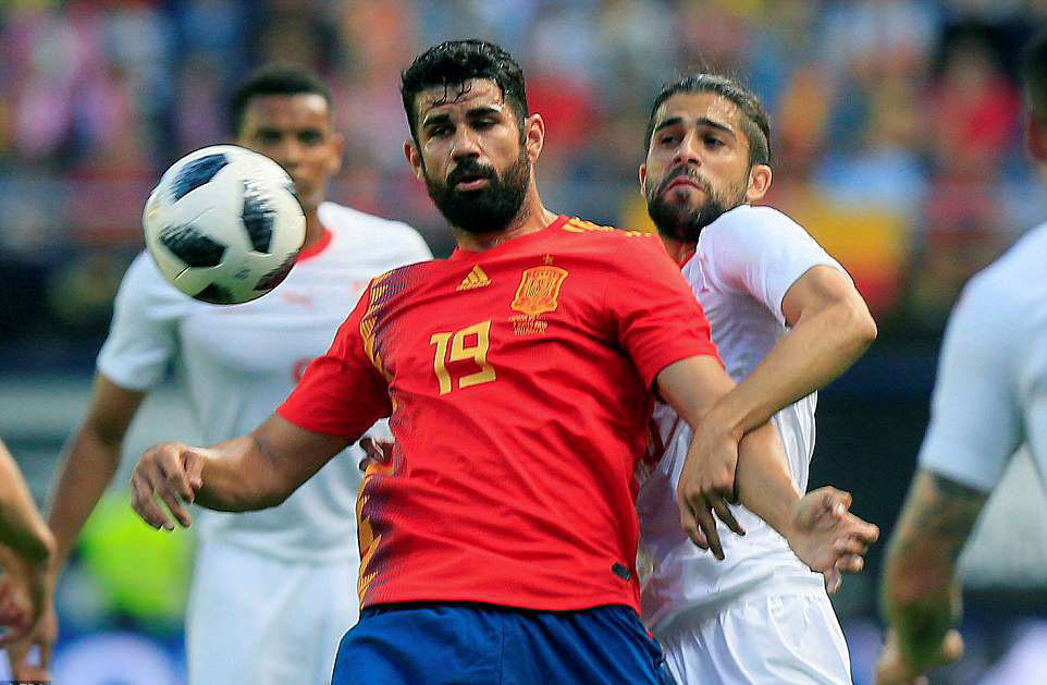 De Gea mắc sai lầm khiến ĐT Tây Ban Nha mất chiến thắng