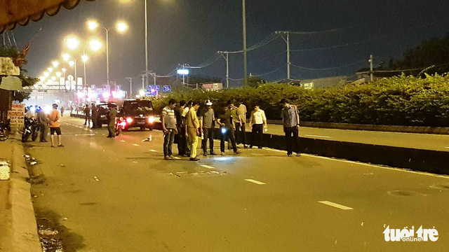 Nổ súng vào đoàn xe đi bão, thanh niên 19 tuổi trúng đạn tử vong