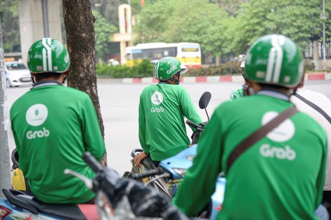 Lái xe Grab bị hành hung vì mâu thuẫn tiền xe Lái xe Grab bị hành hung vì mâu thuẫn tiền xe