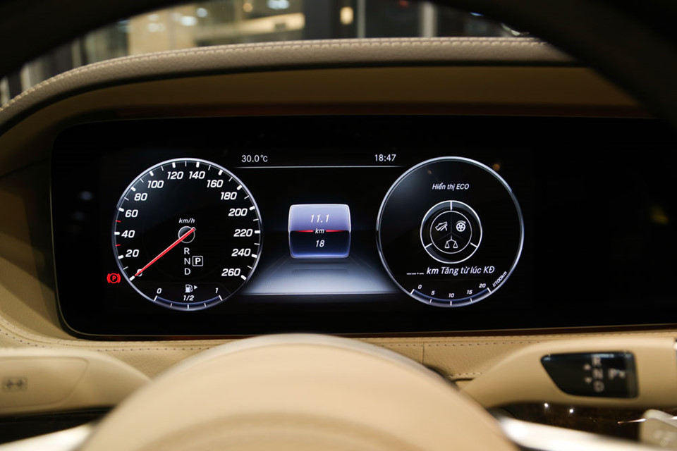 Cận cảnh Mercedes-Benz S450 L 2018 trước ngày ra mắt tại VN Cận cảnh Mercedes-Benz S450 L 2018 trước ngày ra mắt tại VN