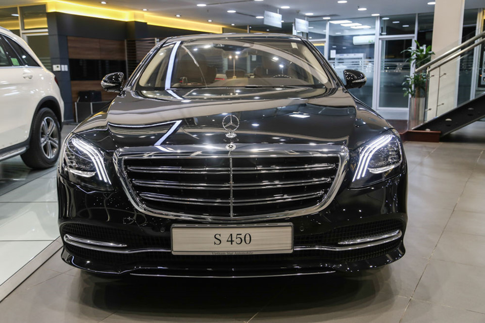 Cận cảnh Mercedes-Benz S450 L 2018 trước ngày ra mắt tại VN Cận cảnh Mercedes-Benz S450 L 2018 trước ngày ra mắt tại VN