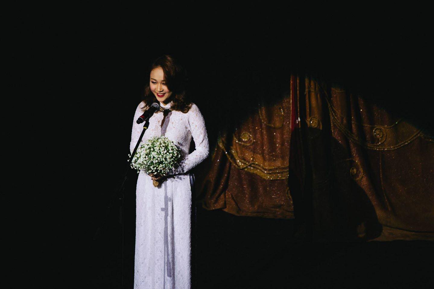 3 cô con gái út đang tuổi trăng tròn, trổ mã xinh đẹp chẳng kém cạnh hot girl của dàn sao nữ kỳ cựu Vbiz