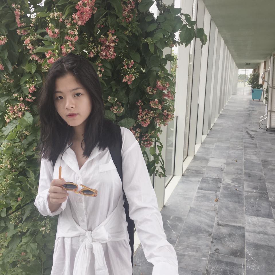 3 cô con gái út đang tuổi trăng tròn, trổ mã xinh đẹp chẳng kém cạnh hot girl của dàn sao nữ kỳ cựu Vbiz 3 cô con gái út đang tuổi trăng tròn, trổ mã xinh đẹp chẳng kém cạnh hot girl của dàn sao nữ kỳ cựu Vbiz