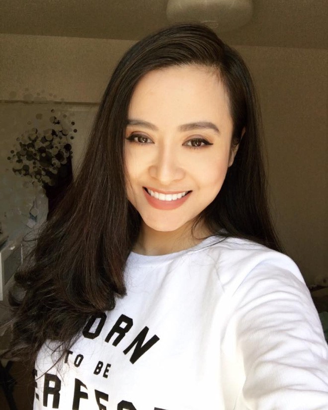 Khoe ảnh em gái giống mình như đúc, Huyền Baby được dân mạng khen: Có hai mỹ nhân trong một khung hình