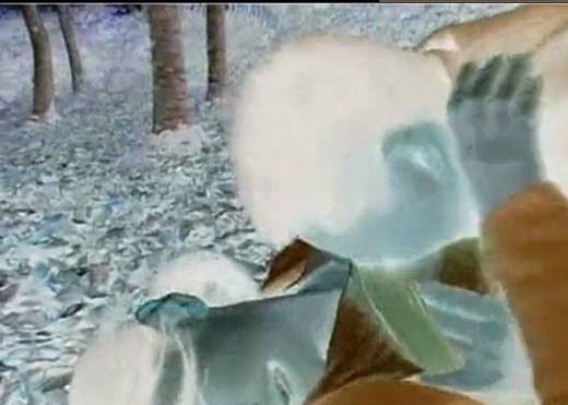 Bắt khẩn cấp nghi phạm hiếp dâm bé gái 7 tuổi trên núi