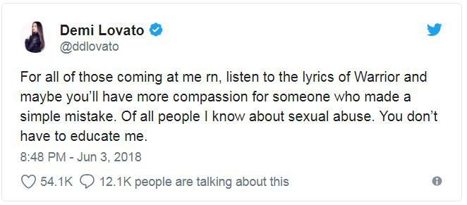 Demi Lovato bị tố có hành vi tấn công tình dục khi thuê người sàm sỡ vùng kín nam vệ sĩ