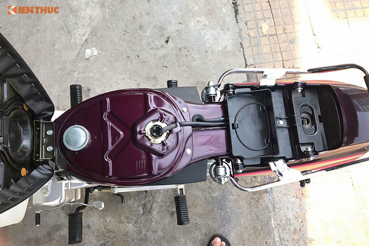 Honda Dream đắp chiếu 18 năm bán hơn 200 triệu