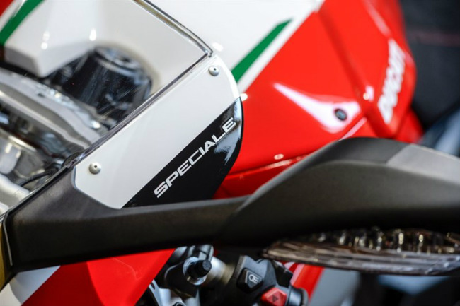 Choáng ngợp Ducati Panigale V4 Speciale về Việt Nam giá 2 tỷ đồng Choáng ngợp Ducati Panigale V4 Speciale về Việt Nam giá 2 tỷ đồng