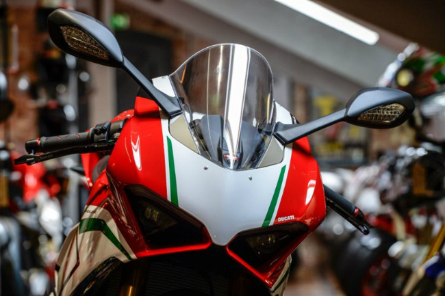 Choáng ngợp Ducati Panigale V4 Speciale về Việt Nam giá 2 tỷ đồng Choáng ngợp Ducati Panigale V4 Speciale về Việt Nam giá 2 tỷ đồng