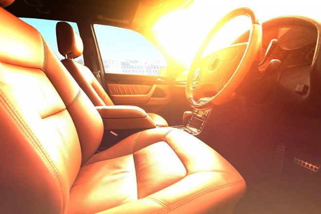 Tác hại khi đỗ xe dưới trời nắng và cách khắc phục Tác hại khi đỗ xe dưới trời nắng và cách khắc phục