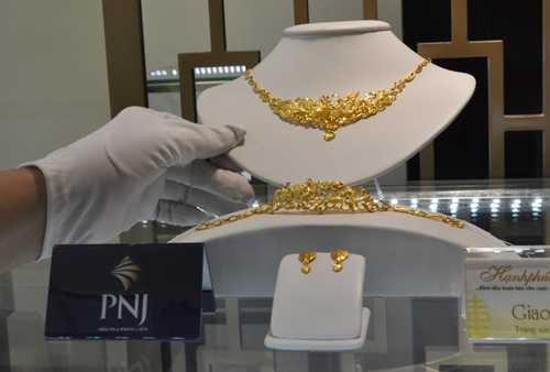 Giá vàng miếng đi xuống