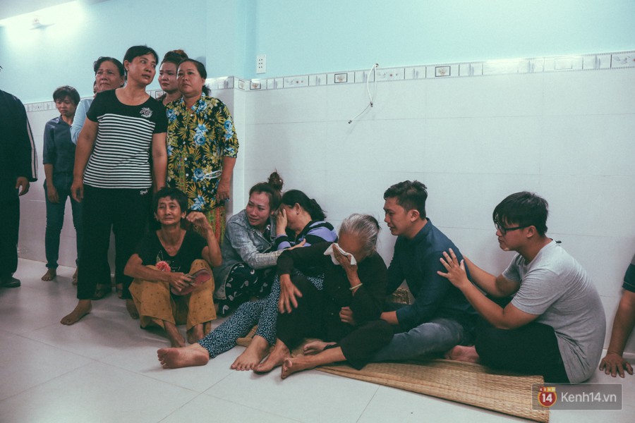 Vụ cô gái bị bạn trai cũ phân xác ở Sài Gòn: Chồng sắp cưới không đứng vững, liên tục gào khóc gọi tên người yêu trong tuyệt vọng