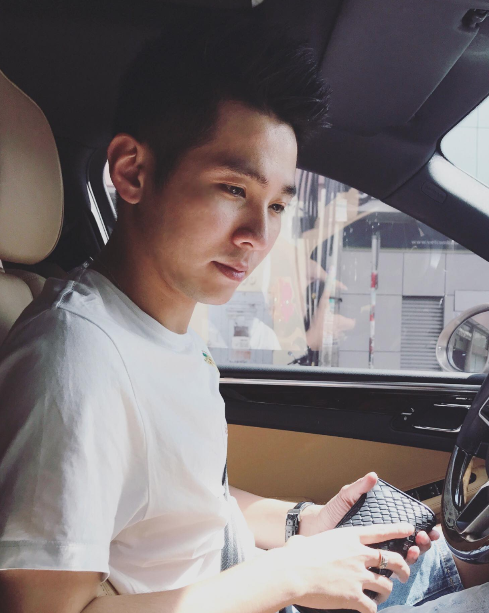 Ngắm dàn người yêu điển trai của loạt mỹ nhân Vbiz khiến bạn không khỏi ghen tị