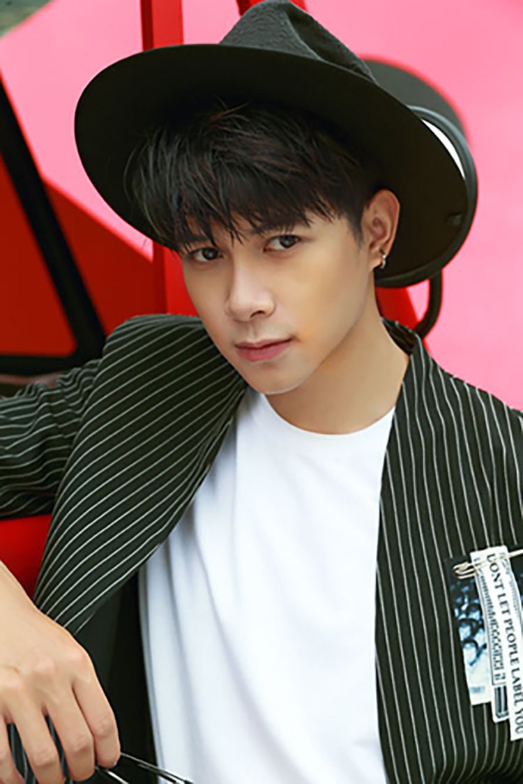 Ngắm dàn người yêu điển trai của loạt mỹ nhân Vbiz khiến bạn không khỏi ghen tị