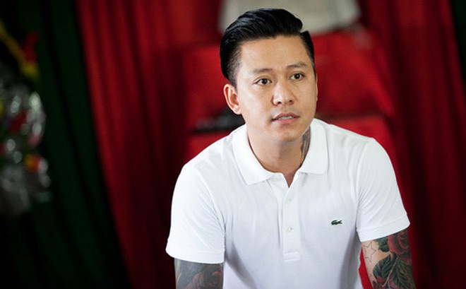Tuấn Hưng gây sốt mạng xã hội vì hành động trượng nghĩa cứu người gặp tai nạn trên đường Tuấn Hưng gây sốt mạng xã hội vì hành động trượng nghĩa cứu người gặp tai nạn trên đường