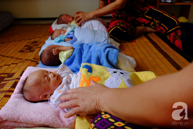 Mẹ trẻ ở Nghệ An bất chấp lời khuyên của bác sĩ giữ lại tứ thai: Trời cho rồi, nhất quyết không bỏ